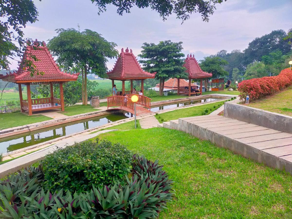 Joglo Kumpul Resort Cangkiran Exterior foto