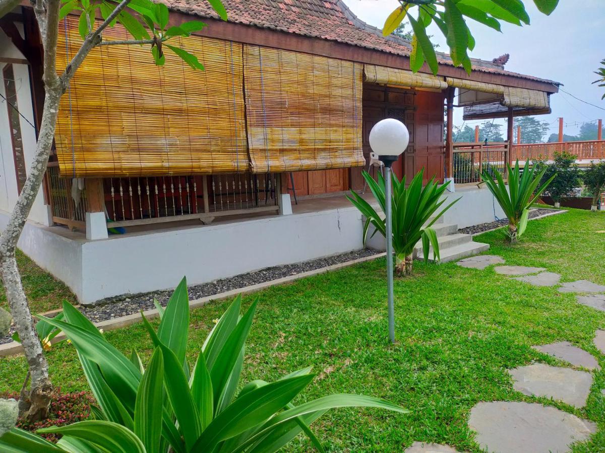 Joglo Kumpul Resort Cangkiran Exterior foto